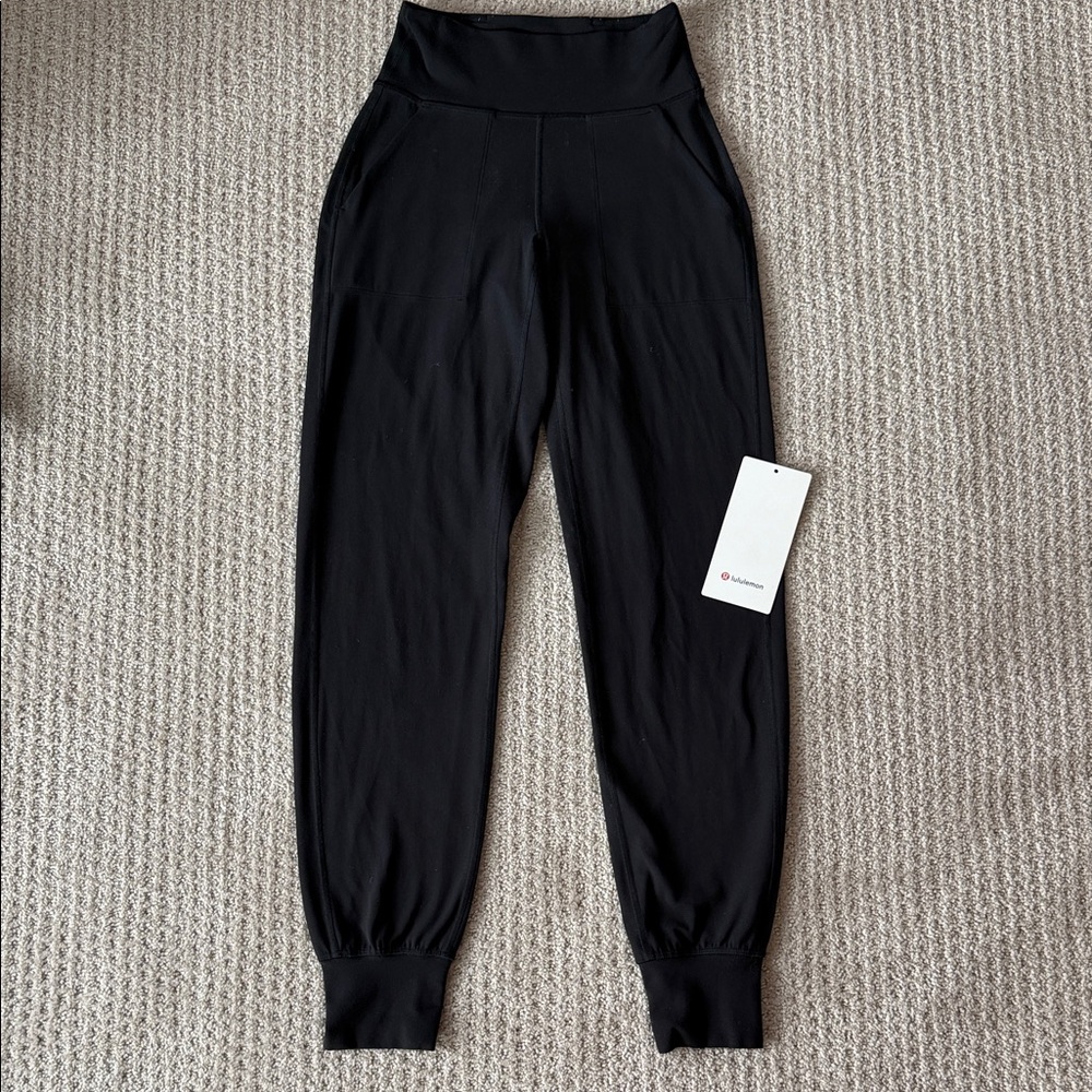 Lululemon Black Align HR Joggers